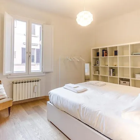 Frassinago Apartment *